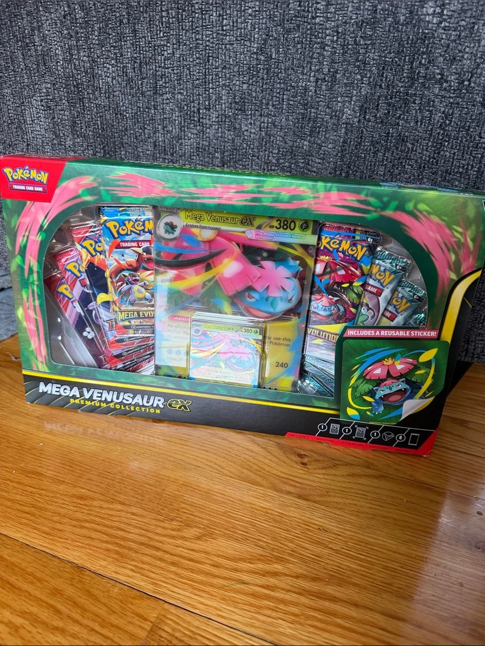 Pokémon Official Trading Card Game. Mega Venusaur ex Premium Collection
